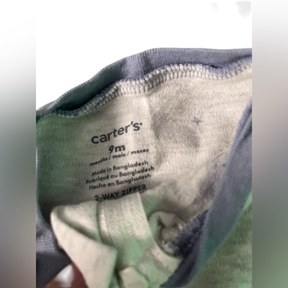 Assorted Carters 2 way zipper footsies - Picture 5 of 7
